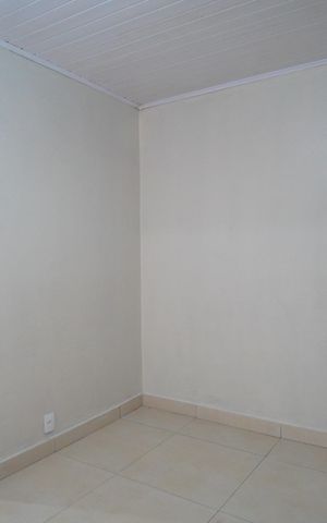 Casa para alugar com 70m², 1 quarto e 1 vagaSala