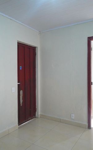 Casa para alugar com 70m², 1 quarto e 1 vagaSala
