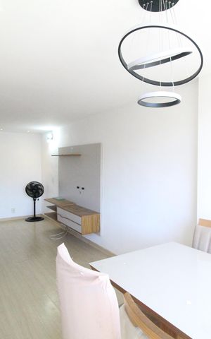 Apartamento para alugar com 72m², 2 quartos e 1 vagaSala