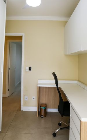 Apartamento à venda com 91m², 3 quartos e 2 vagas Apartamento à venda com 91m², 3 quartos e 2 vagasEscritório