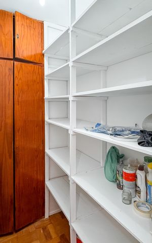 Apartamento à venda com 67m², 2 quartos e 1 vaga Apartamento à venda com 67m², 2 quartos e 1 vagaDespensa