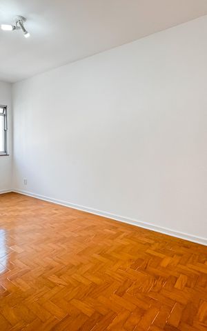 Apartamento à venda com 67m², 2 quartos e 1 vaga Apartamento à venda com 67m², 2 quartos e 1 vagaSala
