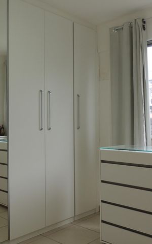 Apartamento à venda com 78m², 3 quartos e 1 vagaQuarto 2 - Armários