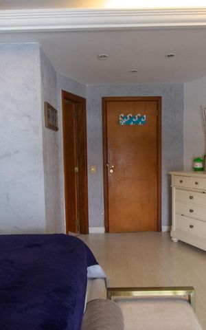 Apartamento à venda com 189m², 3 quartos e 2 vagas Apartamento à venda com 189m², 3 quartos e 2 vagasSuíte 1