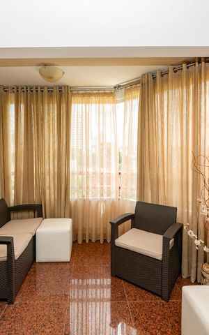 Apartamento à venda com 97m², 3 quartos e 3 vagas Apartamento à venda com 97m², 3 quartos e 3 vagasSala