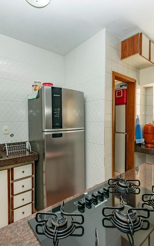 Apartamento à venda com 97m², 3 quartos e 3 vagas Apartamento à venda com 97m², 3 quartos e 3 vagasCozinha