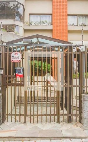 Apartamento à venda com 120m², 3 quartos e 2 vagas Apartamento à venda com 120m², 3 quartos e 2 vagasFachada