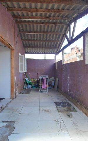 Casa à venda com 60m², 2 quartos e 1 vagaGaragem