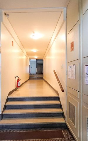 Apartamento à venda com 120m², 2 quartos e sem vaga Apartamento à venda com 120m², 2 quartos e sem vagaHall Social