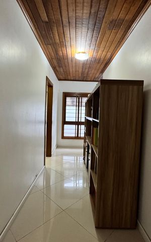Casa à venda com 942m², 3 quartos e 4 vagas Casa à venda com 942m², 3 quartos e 4 vagasSuíte 2