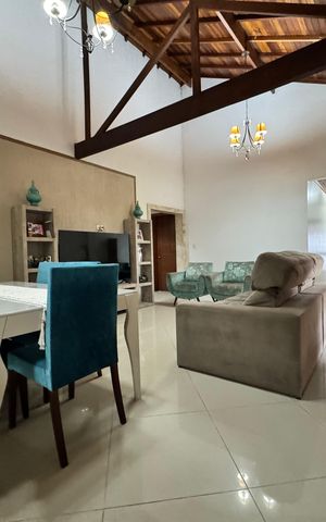Casa à venda com 942m², 3 quartos e 4 vagas Casa à venda com 942m², 3 quartos e 4 vagasSala de Jantar