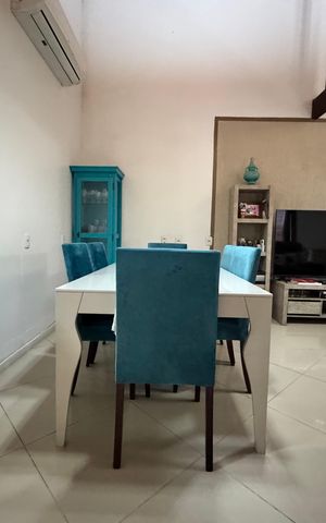 Casa à venda com 942m², 3 quartos e 4 vagas Casa à venda com 942m², 3 quartos e 4 vagasSala