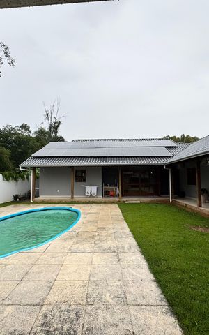 Casa à venda com 942m², 3 quartos e 4 vagas Casa à venda com 942m², 3 quartos e 4 vagasÁrea Externa