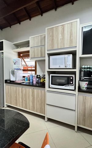 Casa à venda com 942m², 3 quartos e 4 vagas Casa à venda com 942m², 3 quartos e 4 vagasCozinha