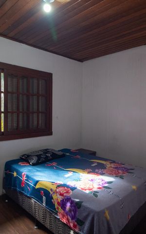 Casa à venda com 280m², 3 quartos e 2 vagas Casa à venda com 280m², 3 quartos e 2 vagasQuarto 2