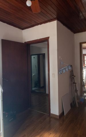 Casa à venda com 280m², 3 quartos e 2 vagas Casa à venda com 280m², 3 quartos e 2 vagasQuarto