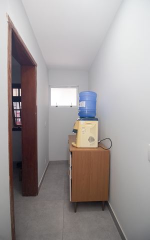 Casa à venda com 280m², 3 quartos e 2 vagas Casa à venda com 280m², 3 quartos e 2 vagasCorredor da Cozinha