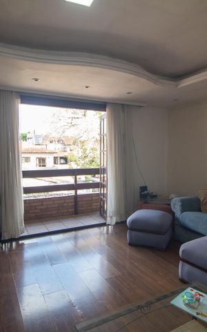 Casa à venda com 280m², 3 quartos e 2 vagas Casa à venda com 280m², 3 quartos e 2 vagasSala 2