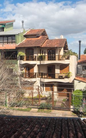 Casa à venda com 280m², 3 quartos e 2 vagas Casa à venda com 280m², 3 quartos e 2 vagasVista da Área de Serviço