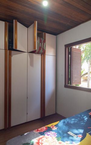 Casa à venda com 280m², 3 quartos e 2 vagas Casa à venda com 280m², 3 quartos e 2 vagasQuarto 2