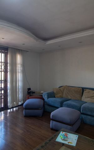 Casa à venda com 280m², 3 quartos e 2 vagas Casa à venda com 280m², 3 quartos e 2 vagasSala 2