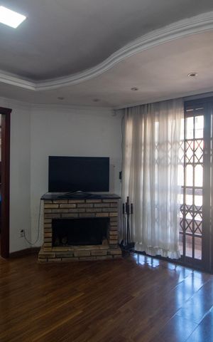 Casa à venda com 280m², 3 quartos e 2 vagas Casa à venda com 280m², 3 quartos e 2 vagasSala 2
