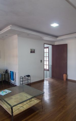 Casa à venda com 280m², 3 quartos e 2 vagas Casa à venda com 280m², 3 quartos e 2 vagasSala 2
