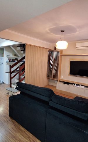 Casa à venda com 135m², 3 quartos e 2 vagas Casa à venda com 135m², 3 quartos e 2 vagasSala