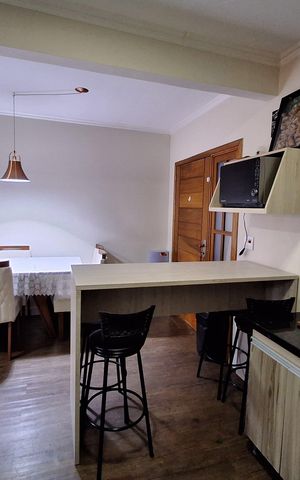 Casa à venda com 135m², 3 quartos e 2 vagas Casa à venda com 135m², 3 quartos e 2 vagasCozinha