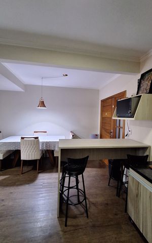 Casa à venda com 135m², 3 quartos e 2 vagas Casa à venda com 135m², 3 quartos e 2 vagasCozinha