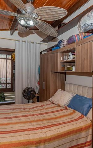Casa à venda com 799m², 4 quartos e 2 vagasSuíte