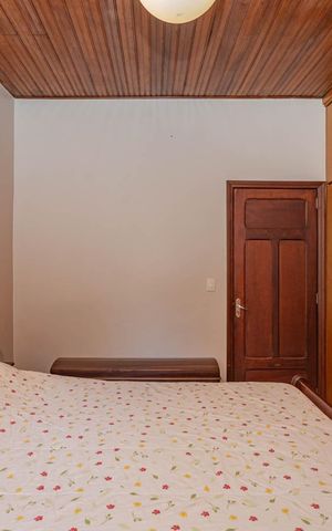 Casa à venda com 799m², 4 quartos e 2 vagasSuíte 2