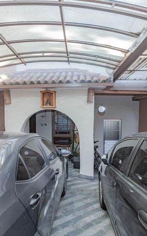 Casa à venda com 799m², 4 quartos e 2 vagasGaragem