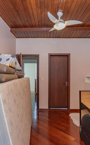 Casa à venda com 799m², 4 quartos e 2 vagasSuíte da casa 2