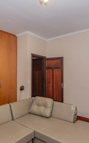 Casa à venda com 799m², 4 quartos e 2 vagasSala de TV