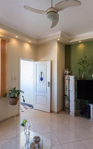 Apartamento à venda com 92m², 3 quartos e sem vagaSala