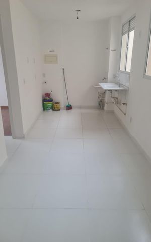 Apartamento à venda com 42m², 2 quartos e 1 vaga Apartamento à venda com 42m², 2 quartos e 1 vagaSala
