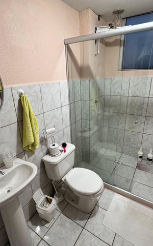 Apartamento à venda com 58m², 2 quartos e 1 vaga Apartamento à venda com 58m², 2 quartos e 1 vagaBanheiro Social