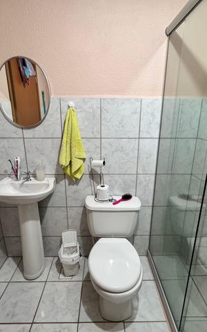 Apartamento à venda com 58m², 2 quartos e 1 vaga Apartamento à venda com 58m², 2 quartos e 1 vagaBanheiro Social