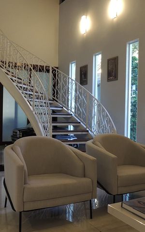 Casa de condomínio à venda com 424m², 5 quartos e 5 vagasSala 1
