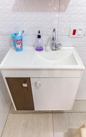 Casa à venda com 72m², 2 quartos e 1 vagaBanheiro