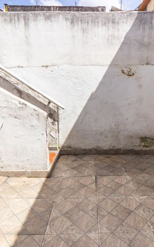Casa à venda com 72m², 2 quartos e 1 vagaQuintal