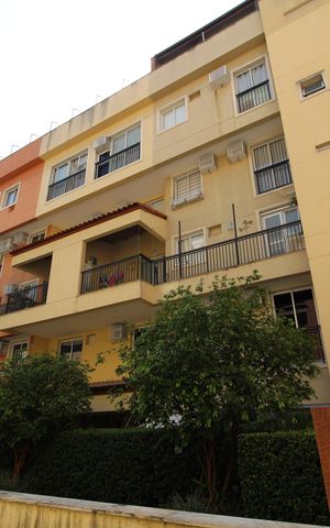 Apartamento à venda com 80m², 2 quartos e 1 vagaFachada