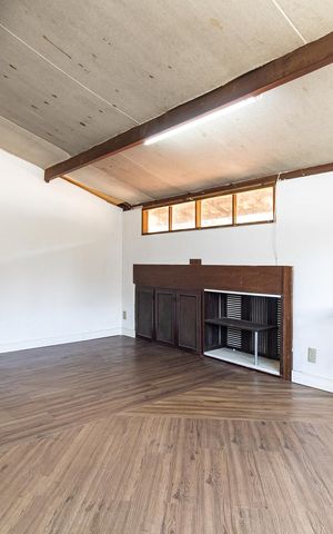 Casa à venda com 256m², 3 quartos e 4 vagas Casa à venda com 256m², 3 quartos e 4 vagasQuarto 1