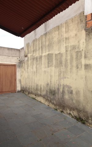Casa à venda com 360m², 5 quartos e 1 vagaGaragem e Quintal