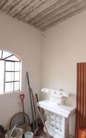 Casa à venda com 360m², 5 quartos e 1 vagaCasa dos Fundos | Sala
