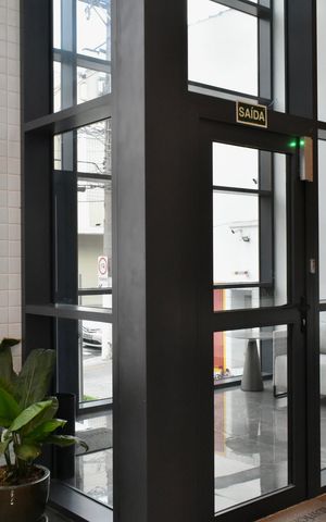 Studio à venda com 25m², 0 quarto e sem vaga Studio à venda com 25m², 0 quarto e sem vagaEntrada