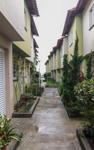 Casa de condomínio à venda com 62m², 2 quartos e 1 vaga Casa de condomínio à venda com 62m², 2 quartos e 1 vagaÁrea Comum