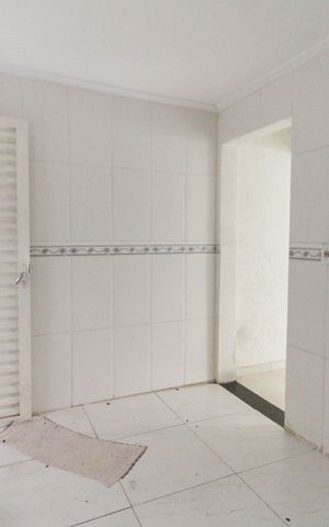 Casa de condomínio à venda com 62m², 2 quartos e 1 vaga Casa de condomínio à venda com 62m², 2 quartos e 1 vagaCozinha