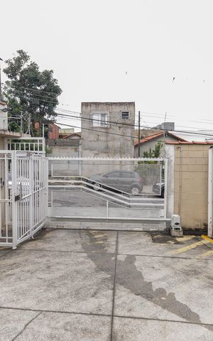 Casa de condomínio à venda com 62m², 2 quartos e 1 vaga Casa de condomínio à venda com 62m², 2 quartos e 1 vagaEstacionamento